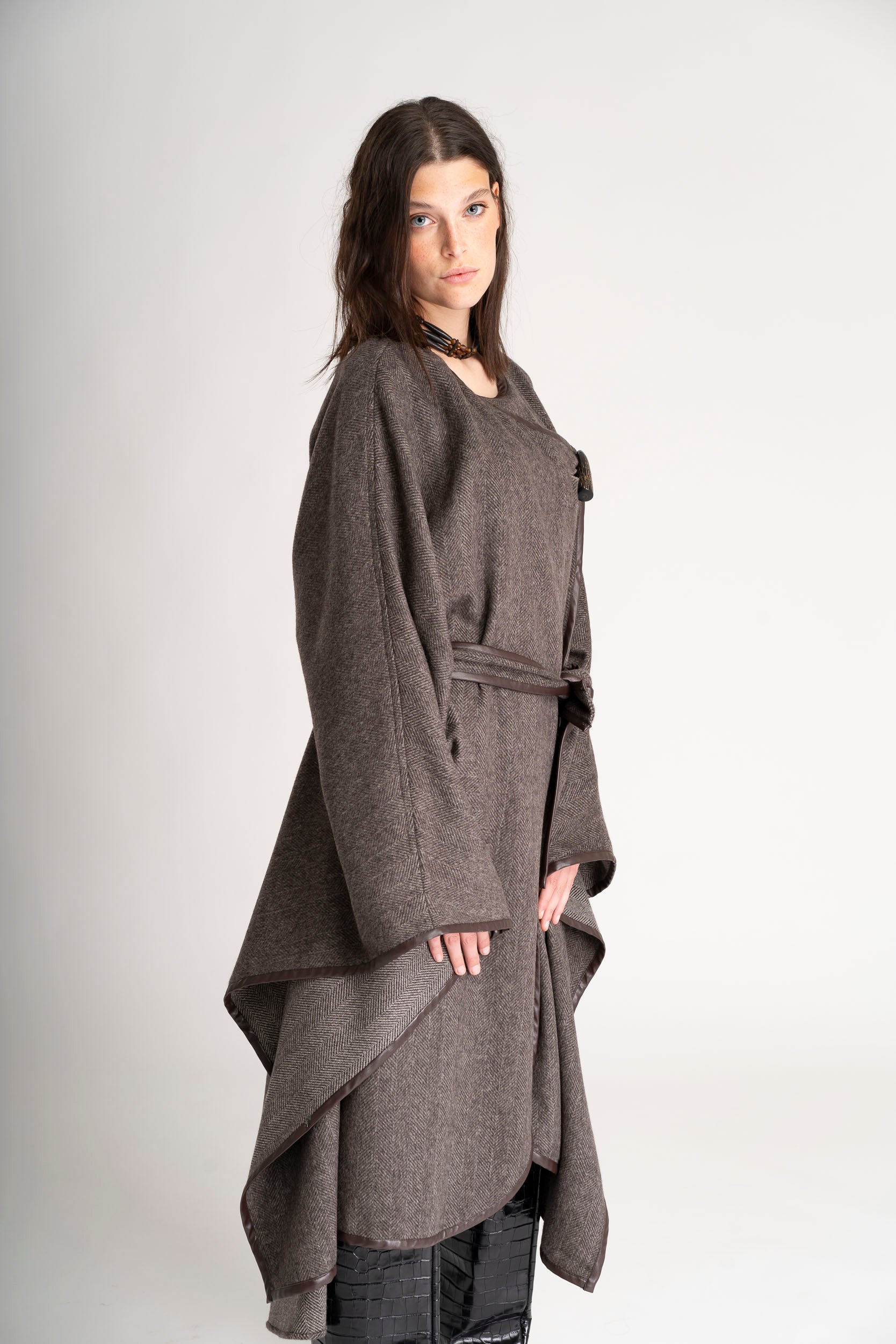 THE OLD FAITHFUL CAPE